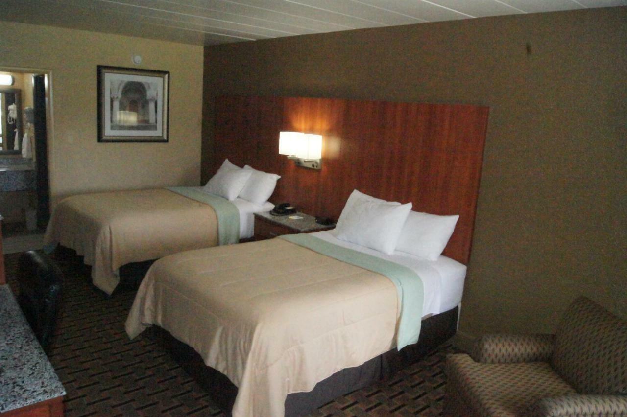 Days Inn By Wyndham Durham/Near Duke University Ngoại thất bức ảnh